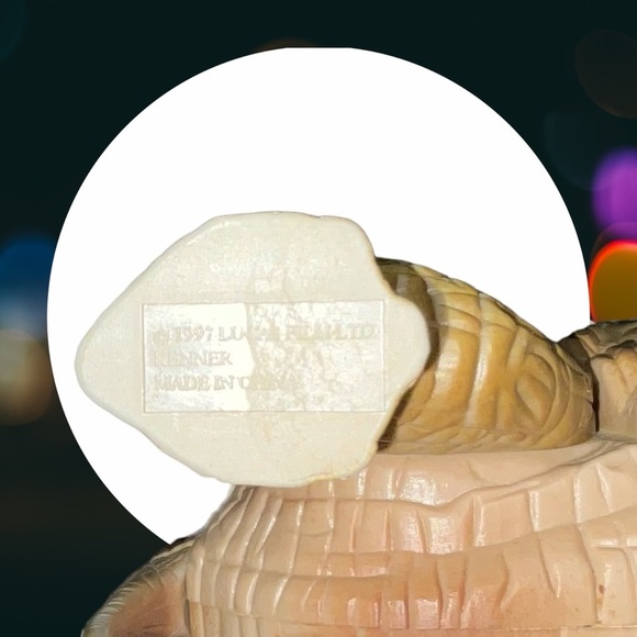 Vintage Star Wars 1997 Kenner Lucas Film Ronto Creature Action Figure ~ 9” Tall - Picture 6 of 6